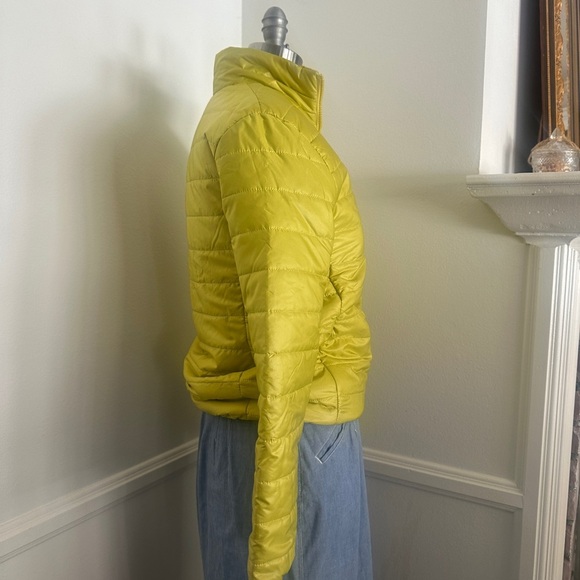 Women's Yellow Quilted puffer Jacket - Picture 7 of 8